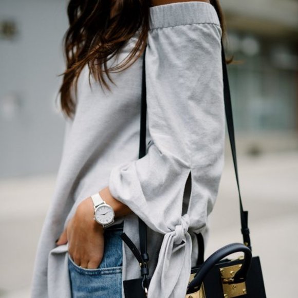 Club Monaco: Off The Shoulder Sophiya Top - Picture 2 of 7